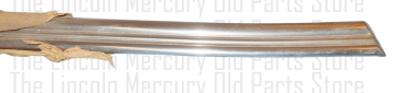 Molding Molding Front Fender RH- NOS